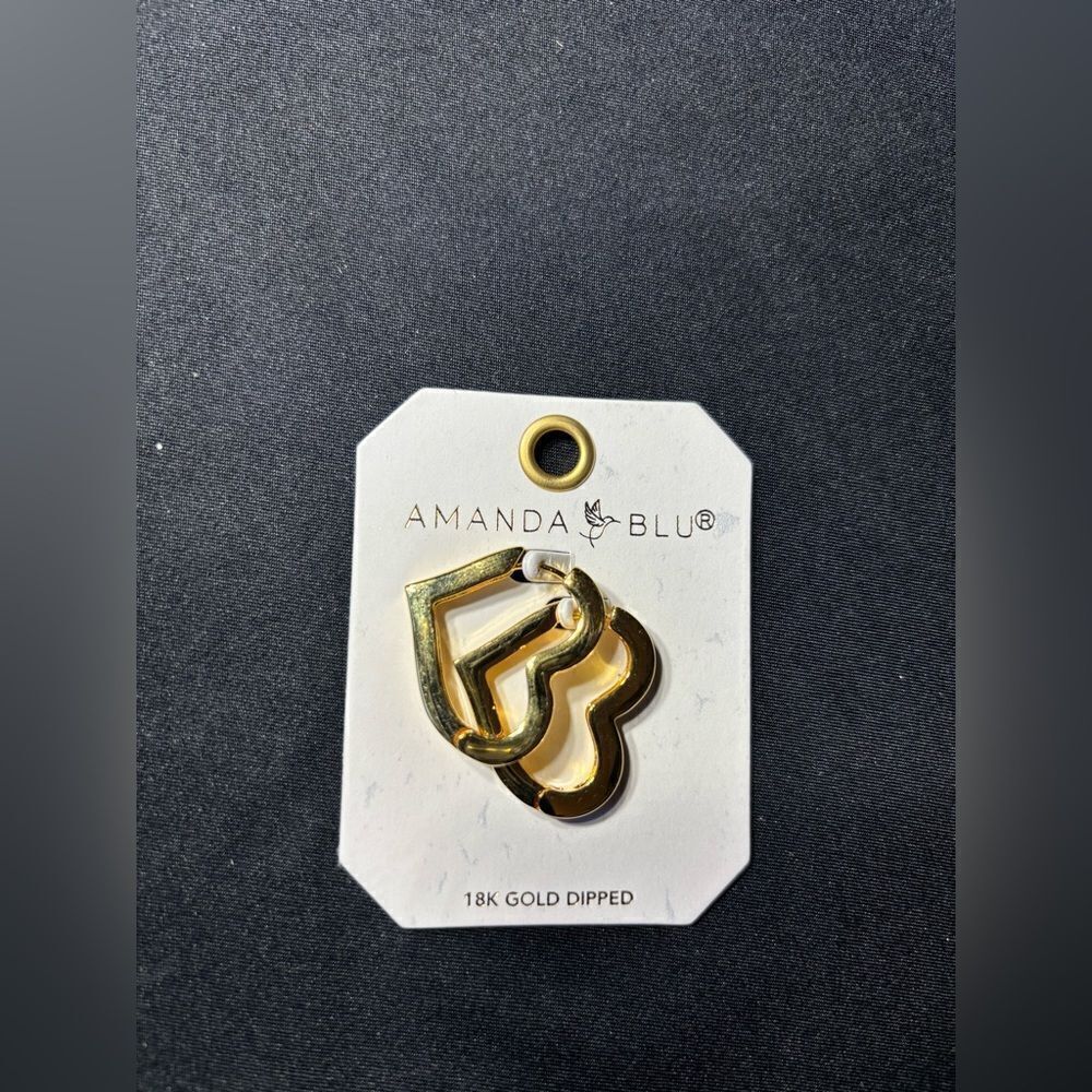 ❤️🥰❤️NEW! Polished Heart Hoops 18K Gold Dipped Stud Earrings Amanda Blu NWT